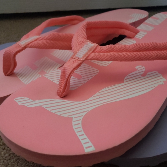 2 PAIRS Puma Epic Flip V2 Size 13 - Picture 2 of 4